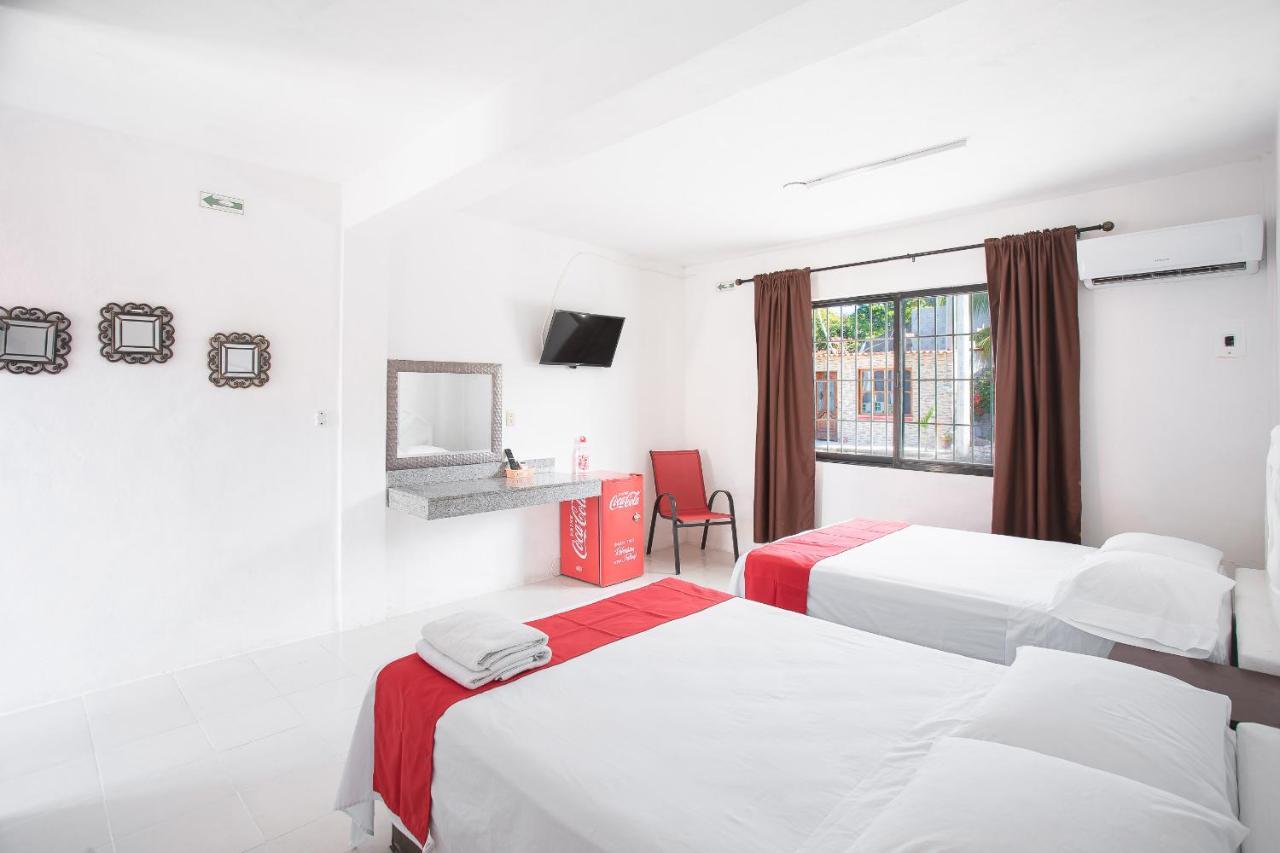 בקאלאר Hotel Casa Ariana מראה חיצוני תמונה