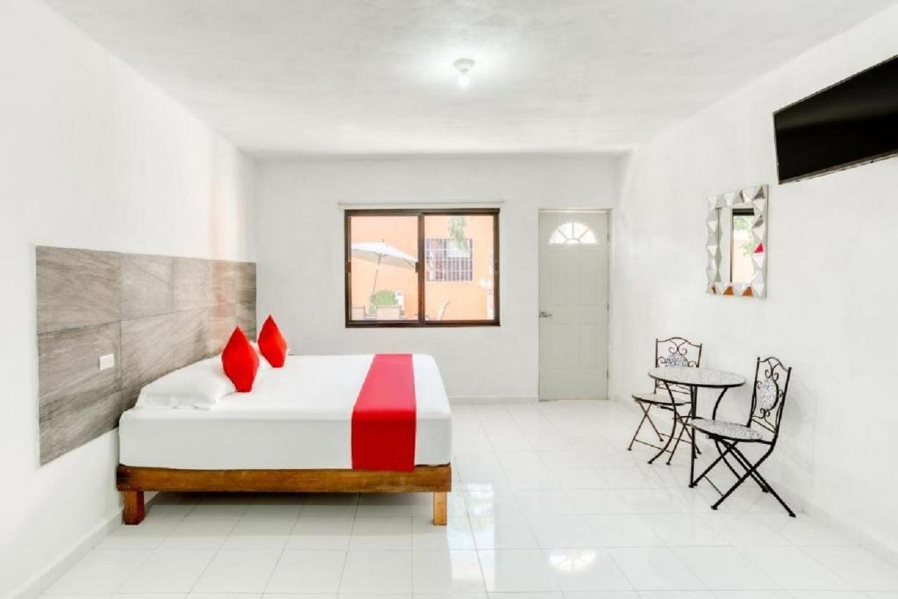 בקאלאר Hotel Casa Ariana מראה חיצוני תמונה