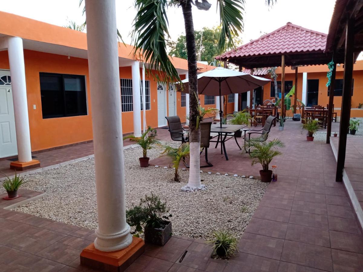 בקאלאר Hotel Casa Ariana מראה חיצוני תמונה