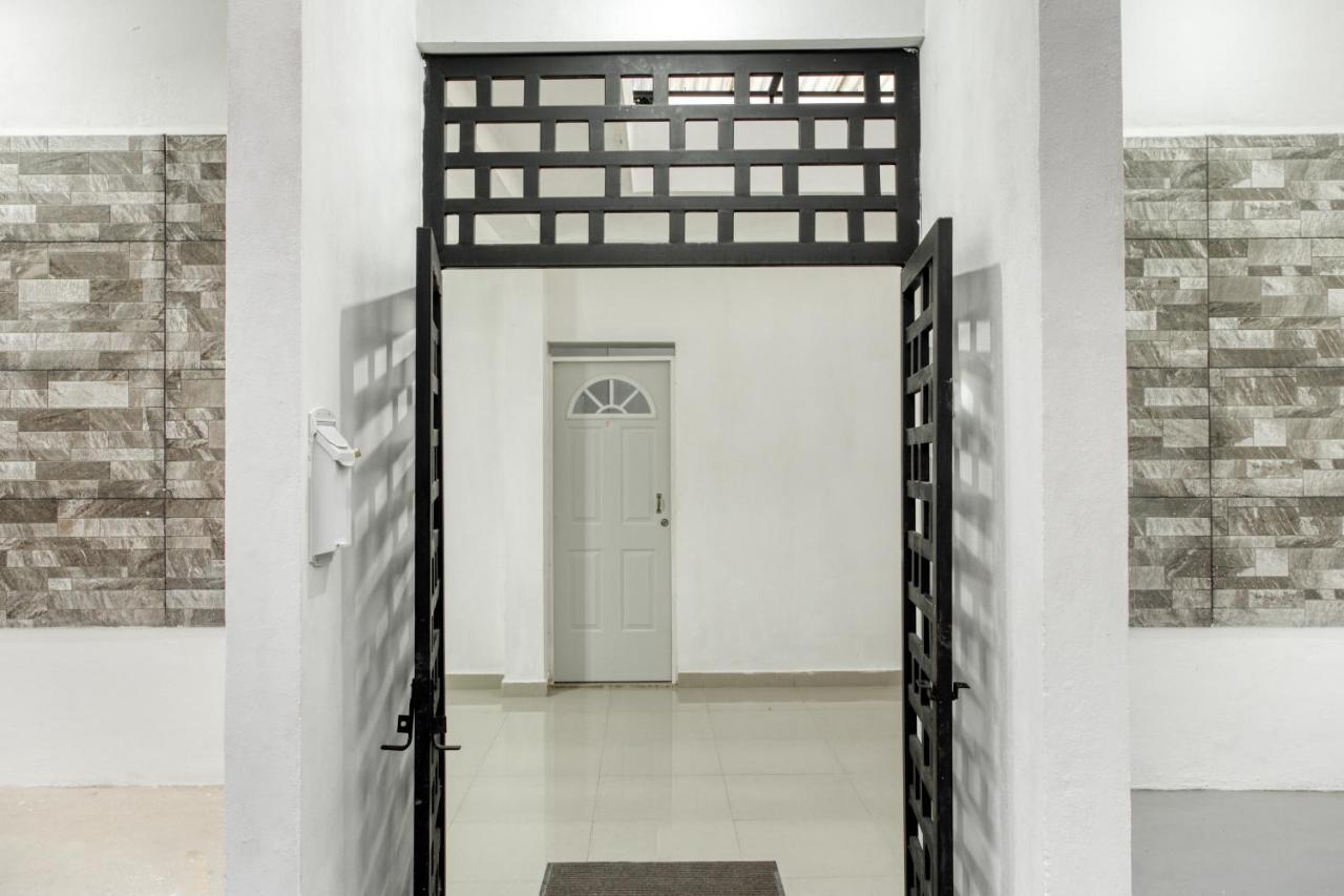 בקאלאר Hotel Casa Ariana מראה חיצוני תמונה